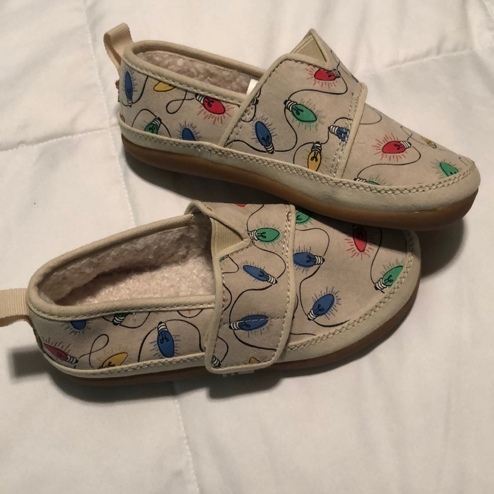 TOMS Christmas Glow in the Dark Slippers